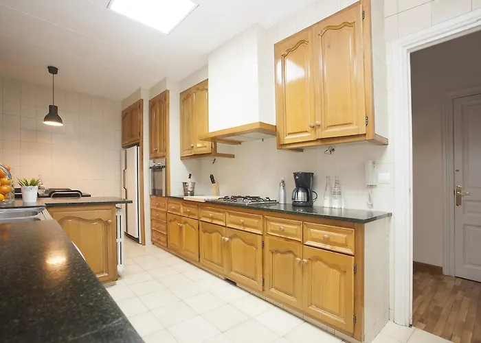 Appartement met 6 Slaapkamers